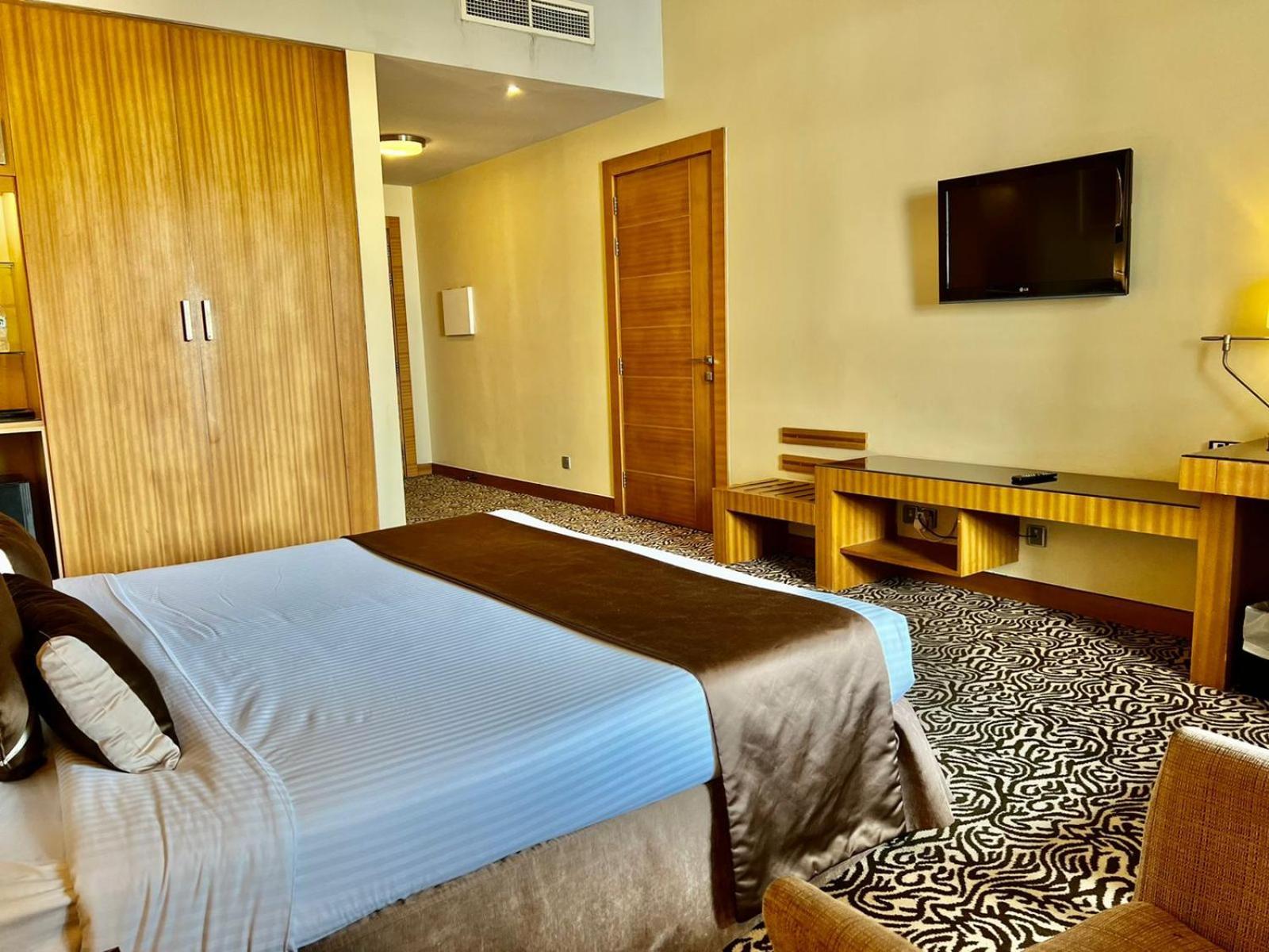 Copthorne Готель